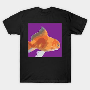 BIG FISH. ILLUSTRATION OF A GOLDFISH. T-Shirt